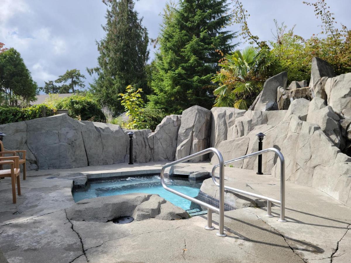 Pacific Shores Resort & Spa Parksville Exterior photo