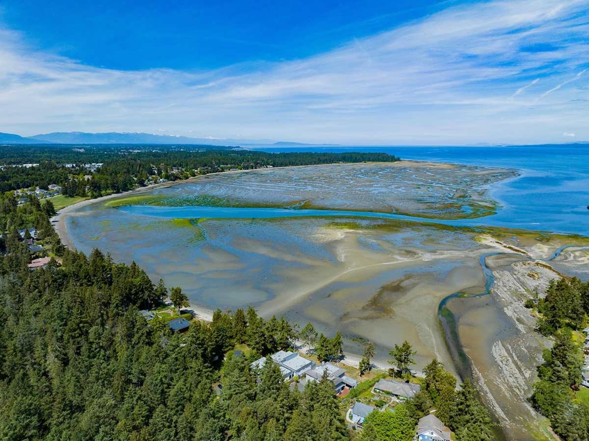 Pacific Shores Resort & Spa Parksville Exterior photo