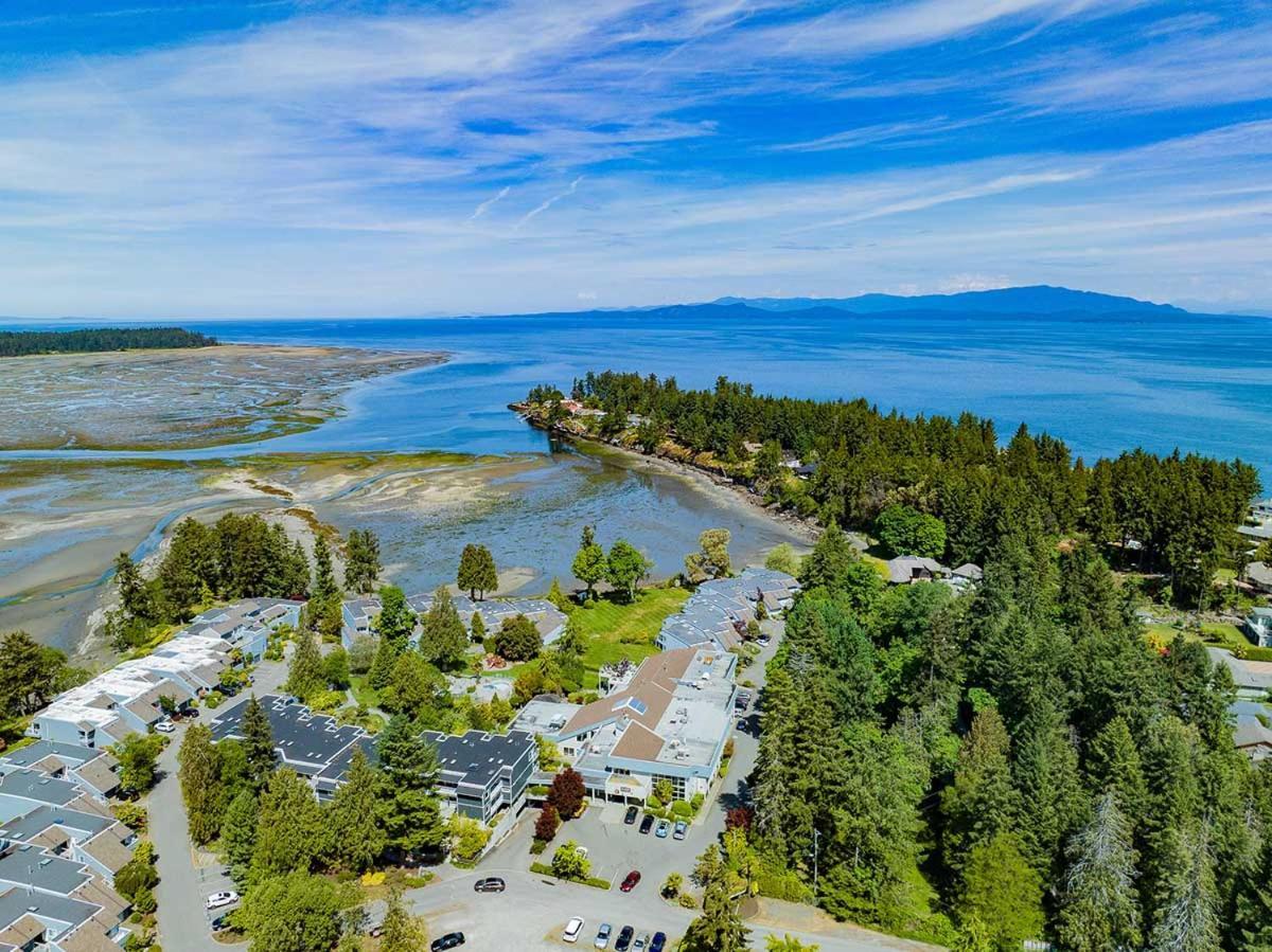 Pacific Shores Resort & Spa Parksville Exterior photo