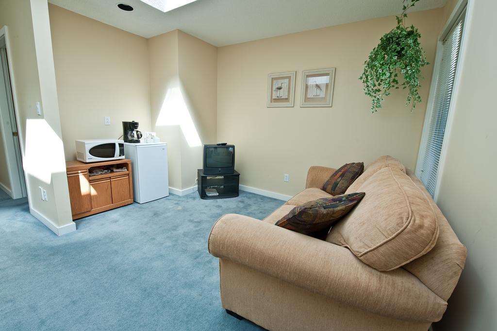 Pacific Shores Resort & Spa Parksville Room photo